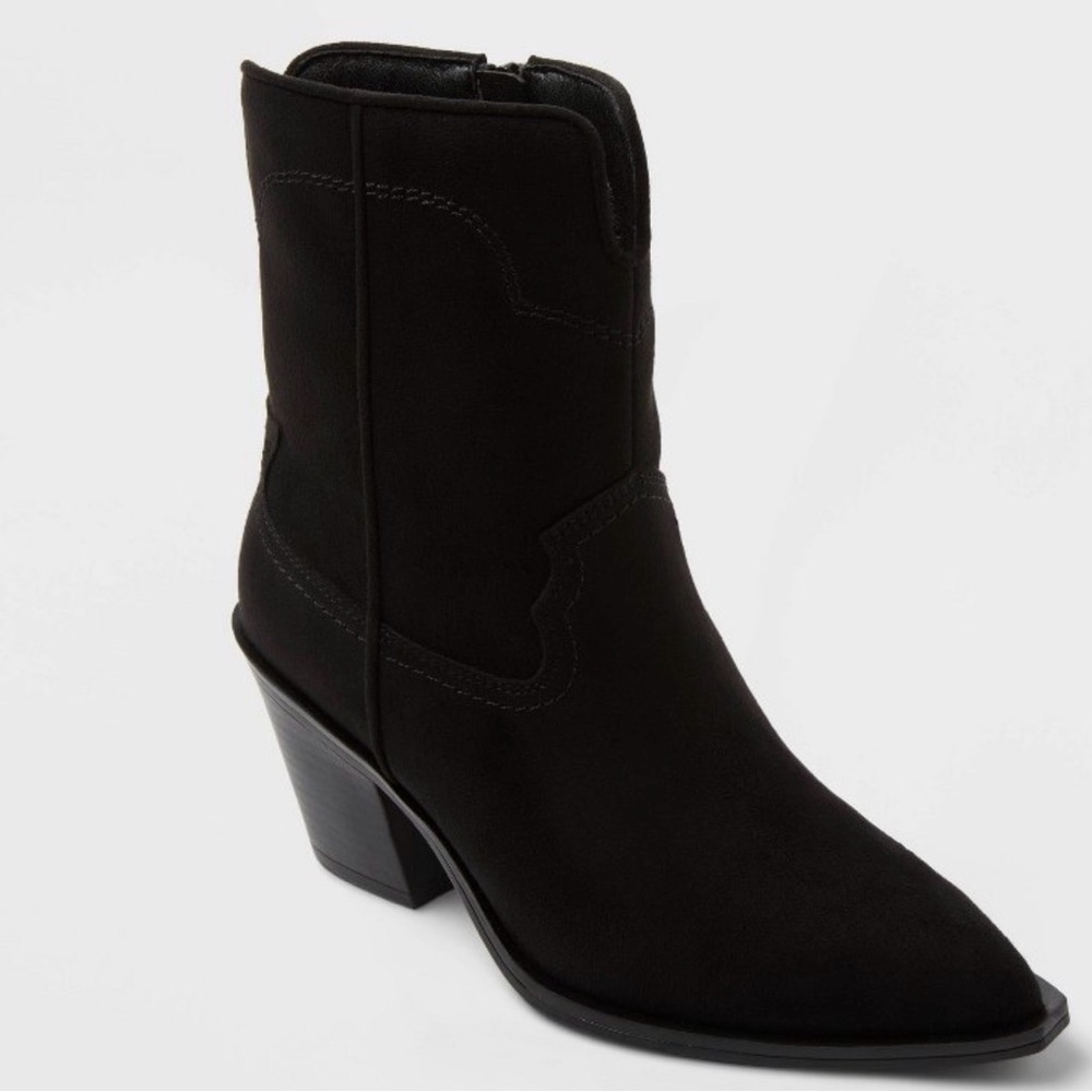 BRAND NEW: Universal Thread Wide Width Ankle Western Bootie